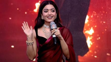 একাধিক সন্তানের মা হতে চান রাশমিকা, প্রয়োজনে চলচ্চিত্র জগতও ছাড়তে প্রস্তুত রাশমিকা