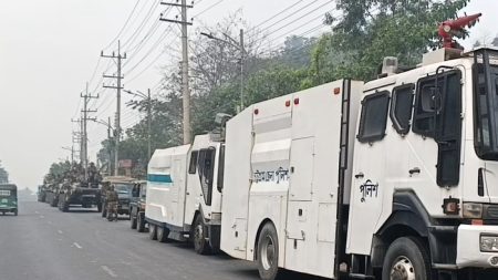 সীতাকুণ্ডের জঙ্গল সলিমপুরে যৌথবাহিনীর অভিযান Salimpur