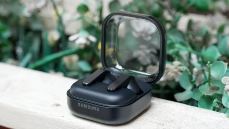 Samsung Galaxy Buds 4 Pro Design Revealed Alongside Standard Model samsung galaxy buds4 pro