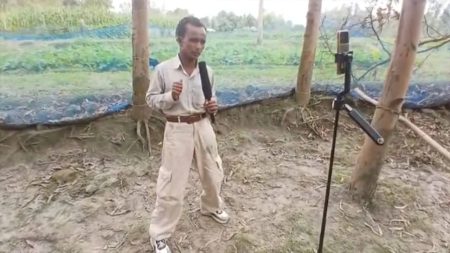 ‘অভাব আর মানুষের অবহেলাকে ভুলে থাকতে ভিডিও বানাই’ Viral Photos