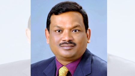 লালমনিরহাট জেলা পরিষদের প্রশাসক হলেন একে এম মমিনুল হক একে এম মমিনুল হক