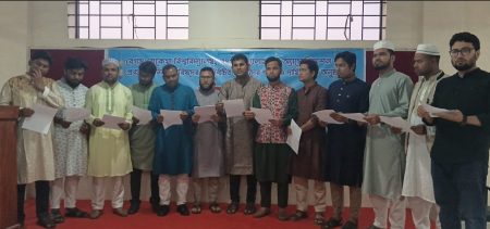 বেরোবি অ্যালামনাই অ্যাসোসিয়েশনের কার্যনির্বাহী পরিষদ সদস্যদের শপথ ও ইফতার মাহফিল অনুষ্ঠিত বেরোবি অ্যালামনাই অ্যাসোসিয়েশন