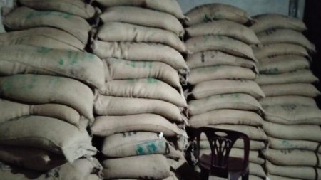কুড়িগ্রামে বিপুল পরিমাণ সরকারি চাল আটক কুড়িগ্রাম