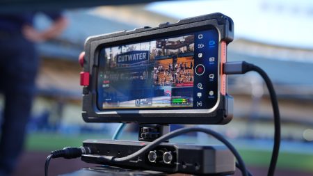 iPhone 17 Pro Added to Baseball History After Filming Red Sox Walk-Off Clincher iPhone 17 Pro
