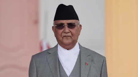 সাবেক প্রধানমন্ত্রী গ্রেপ্তার