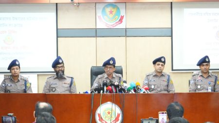 রাজধানীর চার স্থানে ছড়ানো লাশের টুকরা, খুনি থাকতেন একই ফ্ল্যাটে : পুলিশ পুলিশ