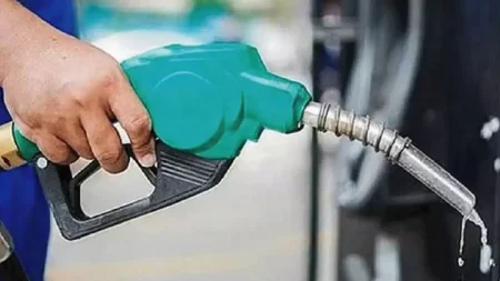 জ্বালানি তেলের দাম প্রকাশ করল মন্ত্রণালয় জ্বালানি তেলের দাম