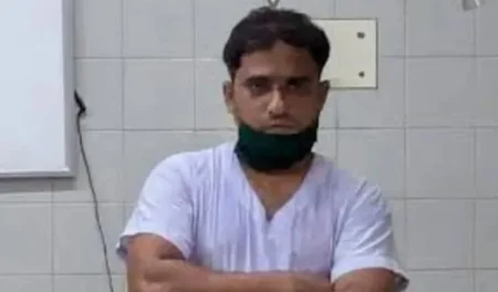 অপারেশন থিয়েটারে শিশুর গালে থাপ্পড়, অভিযুক্ত সাময়িক বরখাস্ত অপারেশন থিয়েটার