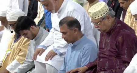 রাষ্ট্রপতি ও প্রধানমন্ত্রীর উপস্থিতিতে জাতীয় ঈদগাহে প্রধান জামাত অনুষ্ঠিত ঈদগাহে প্রধান জামাত