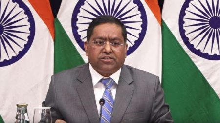 হাদির হত্যাকারীদের ফেরত দেয়ার প্রশ্নে যা জানাল ভারত randhir