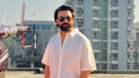 নিজের জন্মদিনে ভক্তদের উদ্দেশে ঘোষণা দিলেন শাকিব খান shakib-khan