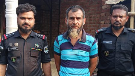 আট ঘণ্টা অপেক্ষা করেও তেল না পেয়ে পাম্প ম্যানেজারকে হত্যা করেন ট্রাকচালক: র্যাব পাম্প ম্যানেজারকে হত্যা