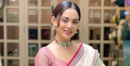ইকরার উদ্দেশে খোলাচিঠি অভিনেত্রী তমা মির্জার তমা মির্জা