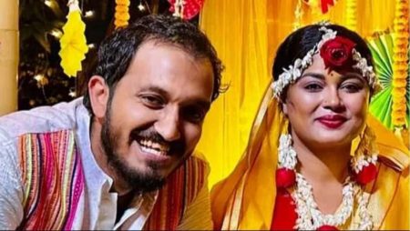অভিনেত্রী মৌসুমীর
