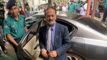 হাসিনার ফাঁসির রায় দেওয়া বিচারকের ফেসবুক-হোয়াটসঅ্যাপ অ্যাকাউন্ট হ্যাক অ্যাকাউন্ট হ্যাক