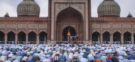 জুমার দিনে যেসব কাজ করা নিষেধ—জেনে নিন জুমা
