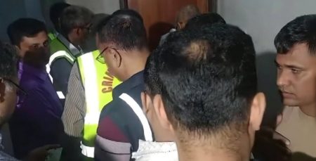 তারাবির নামাজে স্বামী, ঘরে একা স্ত্রী—ডাকাতের হানায় মর্মান্তিক মৃত্যু তারাবি