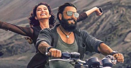মুক্তির আগেই পাইরেসি ঠেকাতে আদালতের নিষেধাজ্ঞা পেল ‘ধুরন্ধর ২’ ধুরন্ধর
