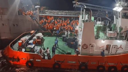 উদ্ধার হওয়া ইরানি নাবিকদের ফ্রি ভিসা দিচ্ছে শ্রীলঙ্কা ভিসা দেওয়ার পরিকল্পনা