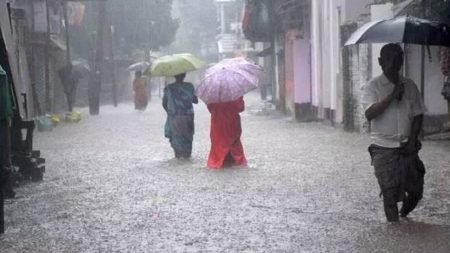 বজ্রসহ বৃষ্টির সম্ভাবনা