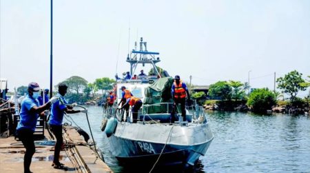 উদ্ধার হওয়া ইরানি নাবিকদের বিনামূল্যে এক মাসের ভিসা দিচ্ছে শ্রীলঙ্কা ভিসা