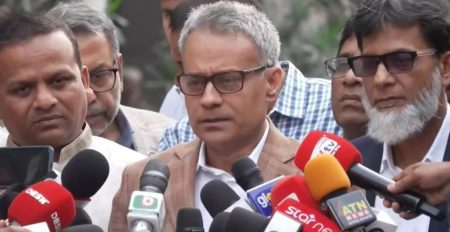 মেট্রোরেল ও আন্তঃনগর ট্রেনে ২৫% ছাড় পাবেন শিক্ষার্থীসহ যারা, জানালেন মন্ত্রী শিক্ষার্থী