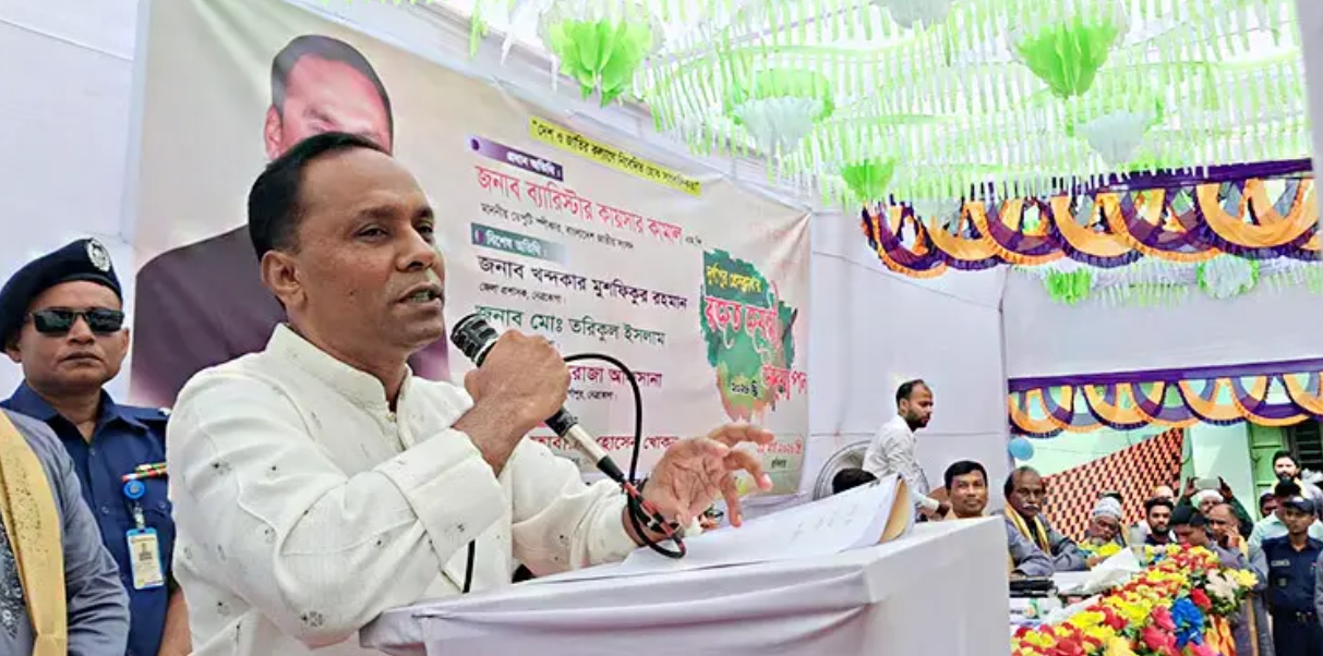 ‘আমাদের স্বাধীনতা আছে, কিন্তু কেউ স্বাধীনতার অপব্যবহার করবেন না’