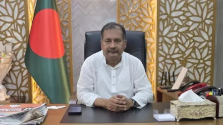 তথ্যমন্ত্রী