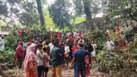 সিংগাইরে প্রবাস ফেরত নারীর মরদেহ উদ্ধার, চাঞ্চল্যের সৃষ্টি Manikganj