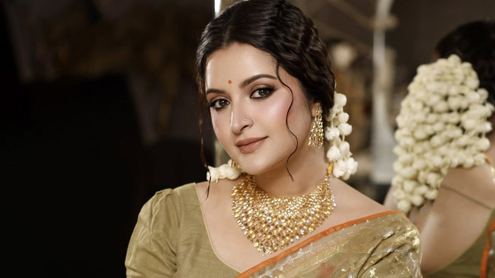 ৩০ সেকেন্ডের ভিডিও প্রকাশ পরীমনির ৩০ সেকেন্ডের ভিডিও প্রকাশ পরীমনির