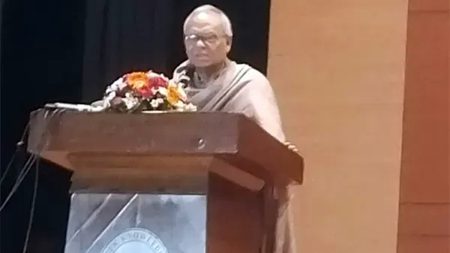 সুশাসন নিশ্চিত করতে নিরপেক্ষ প্রশাসনের বিকল্প নেই : রিজভী রিজভী