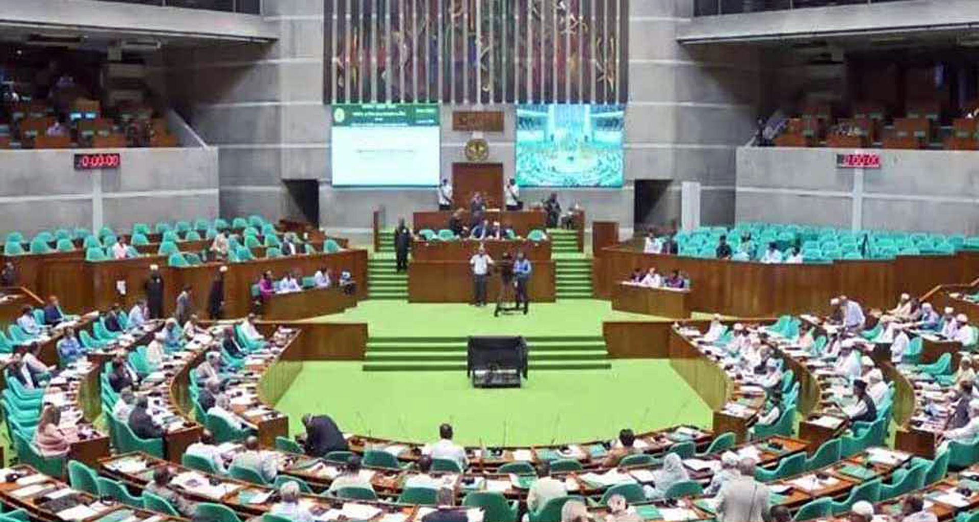 সংরক্ষিত নারী আসনের এমপিদের বেতন কত, আরও যেসব সুবিধা পান