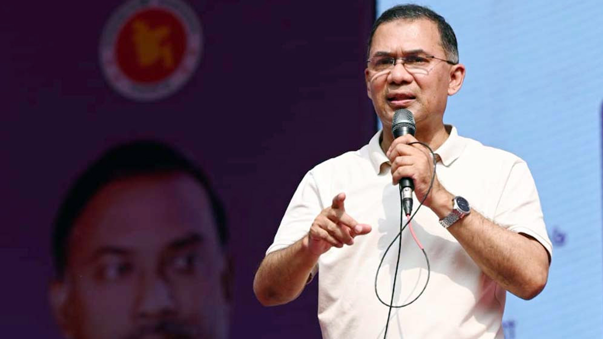 পাচার করা টাকা ফিরিয়ে ফ্যামিলি কার্ডের মাধ্যমে জনগণকে দেওয়া হবে : প্রধানমন্ত্রী