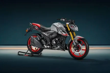 apache rtr 160 4v