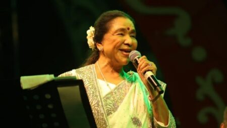 শেষ ইচ্ছার কথা জানিয়েছিলেন আশা ভোসলে, হয়নি পূরণ আশা ভোসলে