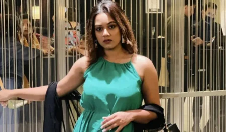 ‘বিদায়’ দিয়ে ফিরছেন দীঘি দীঘি