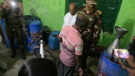 জ্বালানি তেল জব্দ