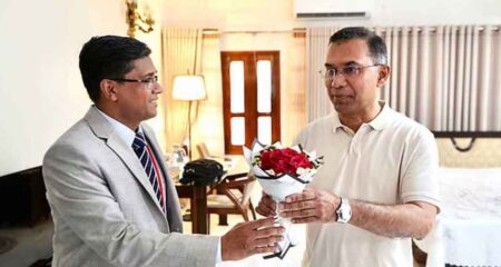 বগুড়ায় পৌঁছেছেন প্রধানমন্ত্রী তারেক রহমান তারেক রহমান