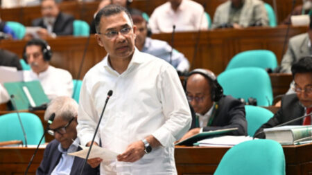 জ্বালানি সংকট মোকাবিলায় সরকারি ও বিরোধী দলের যৌথ কমিটি তারেক রহমান