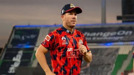 warner-detainedwarner-detained