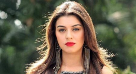 অভিনেত্রী হংসিকা মোতওয়ানি