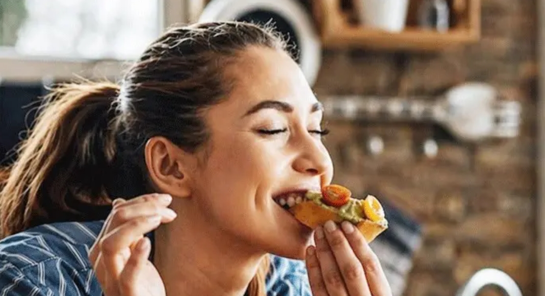 বেশি খেলেও ওজন না বাড়ার কারণ কী? জেনে নিন