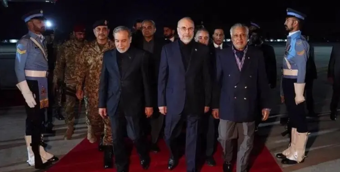 যুক্তরাষ্ট্রের অবরোধ কার্যকর থাকা অবস্থায় পাকিস্তানে প্রতিনিধি দল যাবে না: ইরান