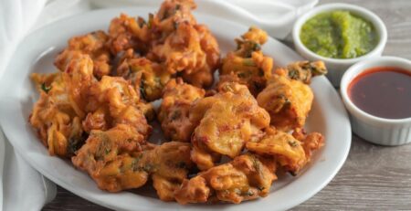 তরমুজের খোসা ফেলে নয়, বানান মজাদার পাকোড়া খোসা