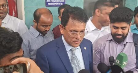 ‘ফেসবুক এখন ইনস্ট্যান্ট কফির মতো দ্রুত গুজব ছড়াচ্ছে’ গুজব