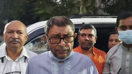 দেখতে