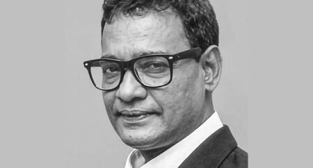 জনপ্রিয় অভিনেতা তারিকুজ্জামান তপন আর নেই তারিকুজ্জামান