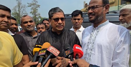 দেশে তেলের আমদানি ও সরবরাহ ব্যবস্থা স্বাভাবিক রয়েছে: প্রতিমন্ত্রী মীর শাহে আলম তেল