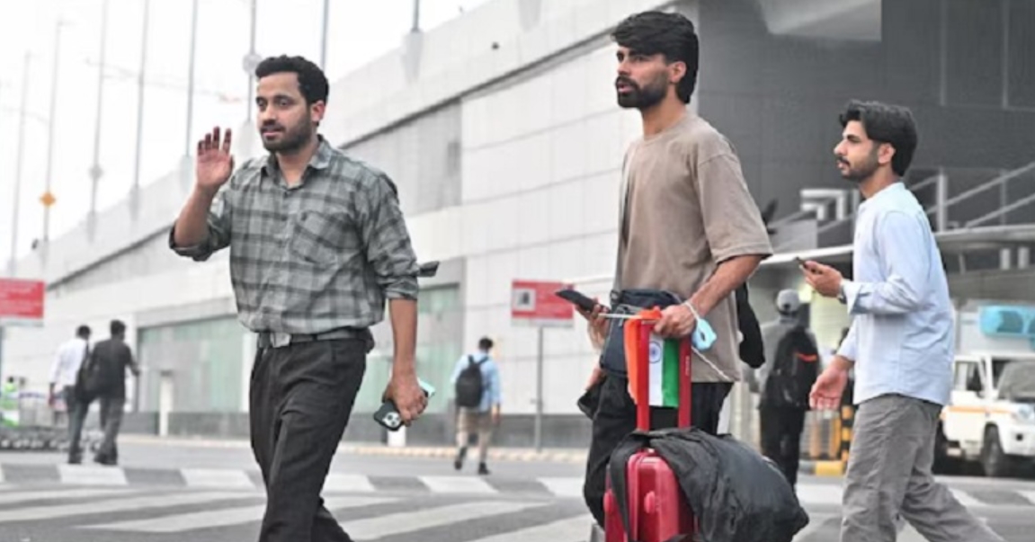 ইরান ভ্রমণে ভারতীয়দের নিষেধাজ্ঞা, বাড়ছে উত্তেজনা