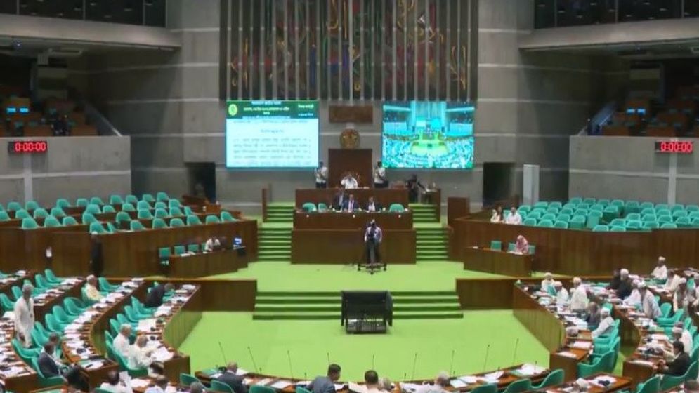 ১৫ এপ্রিল পর্যন্ত সংসদ অধিবেশন মুলতবি ১৫ এপ্রিল পর্যন্ত সংসদ অধিবেশন মুলতবি